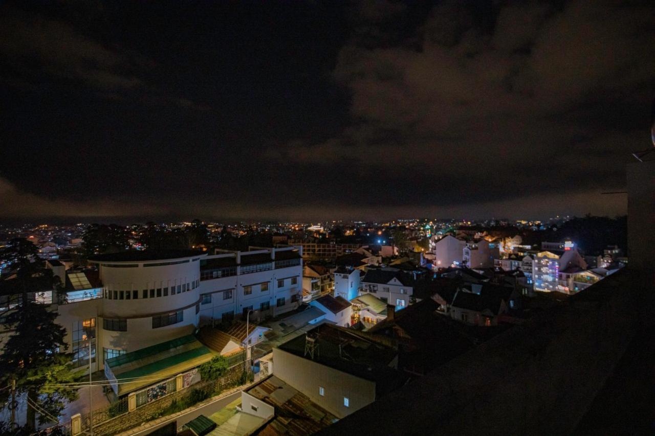 Be U Hotel City View Dalat Exterior foto