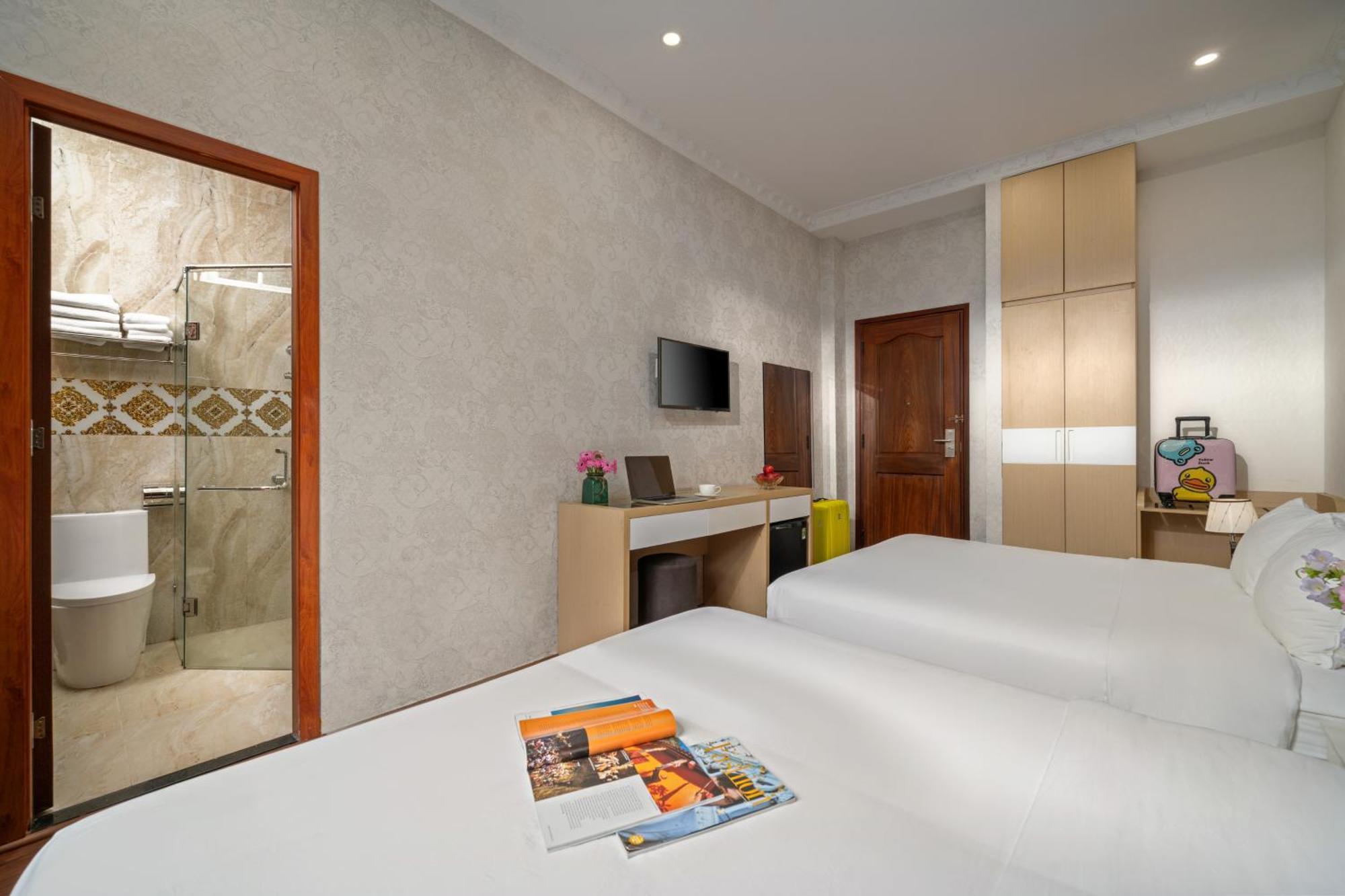Be U Hotel City View Dalat Exterior foto